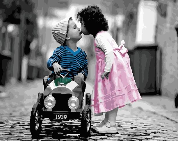 Картина по номерам 40х50 "Первый поцелуй"